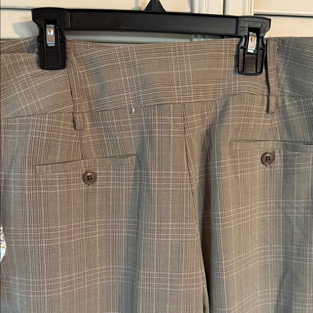 Rafaella Women's Beige Checkered Trousers - Picture 7 of 7